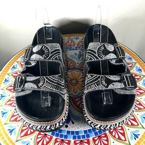 KuaiLu Womens Sz 12 Rhinestone Flip Flop Sandals Silver Black Arch Support